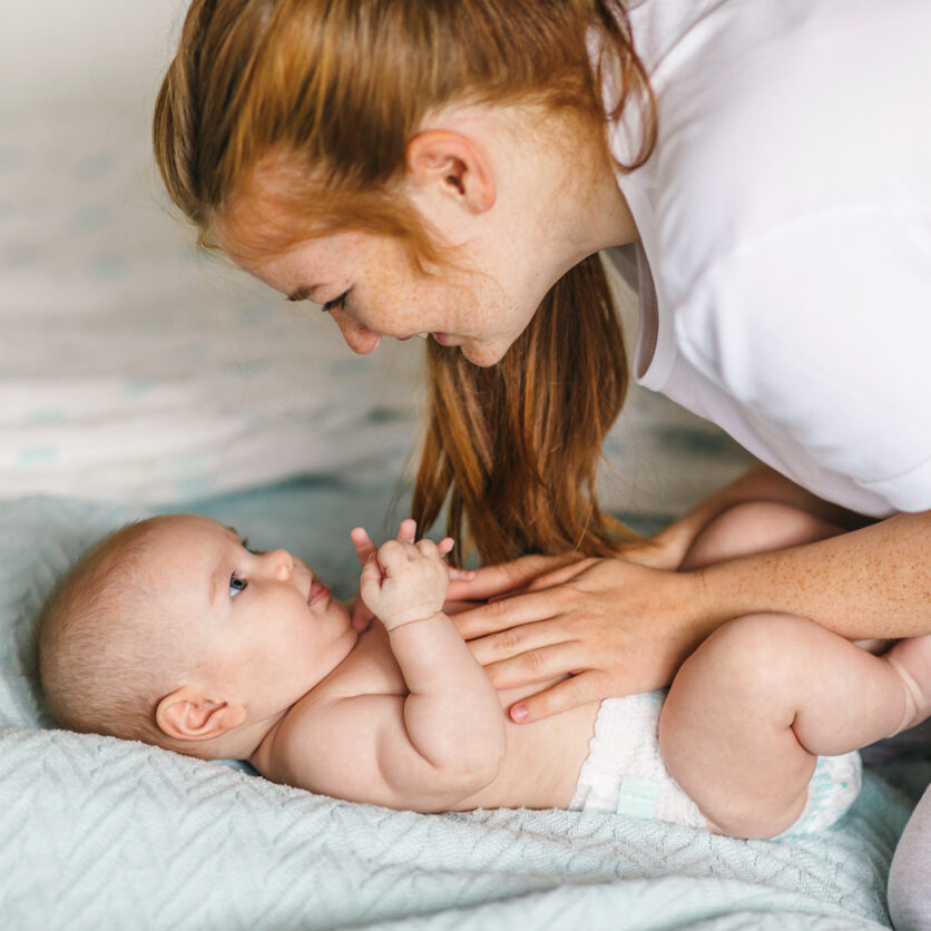 Lisa Menkhaus bietet Baby Massage an